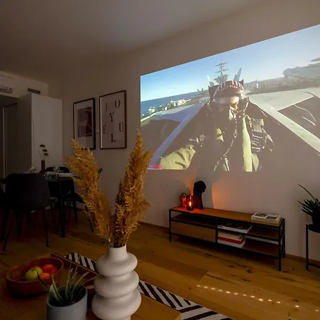 Stylish - Free Parking, Cinema, By Gravity Apartment *