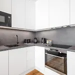 Stylish - Free Parking, Cinema, By Gravity Apartment *