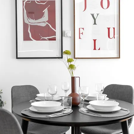 Stylish - Free Parking, Cinema, By Gravity Apartment Prag