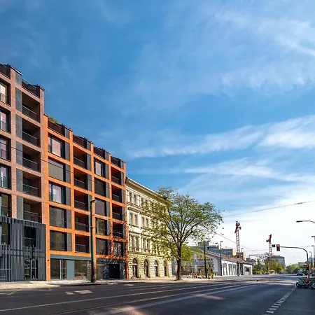 Stylish - Free Parking, Cinema, By Gravity Praag